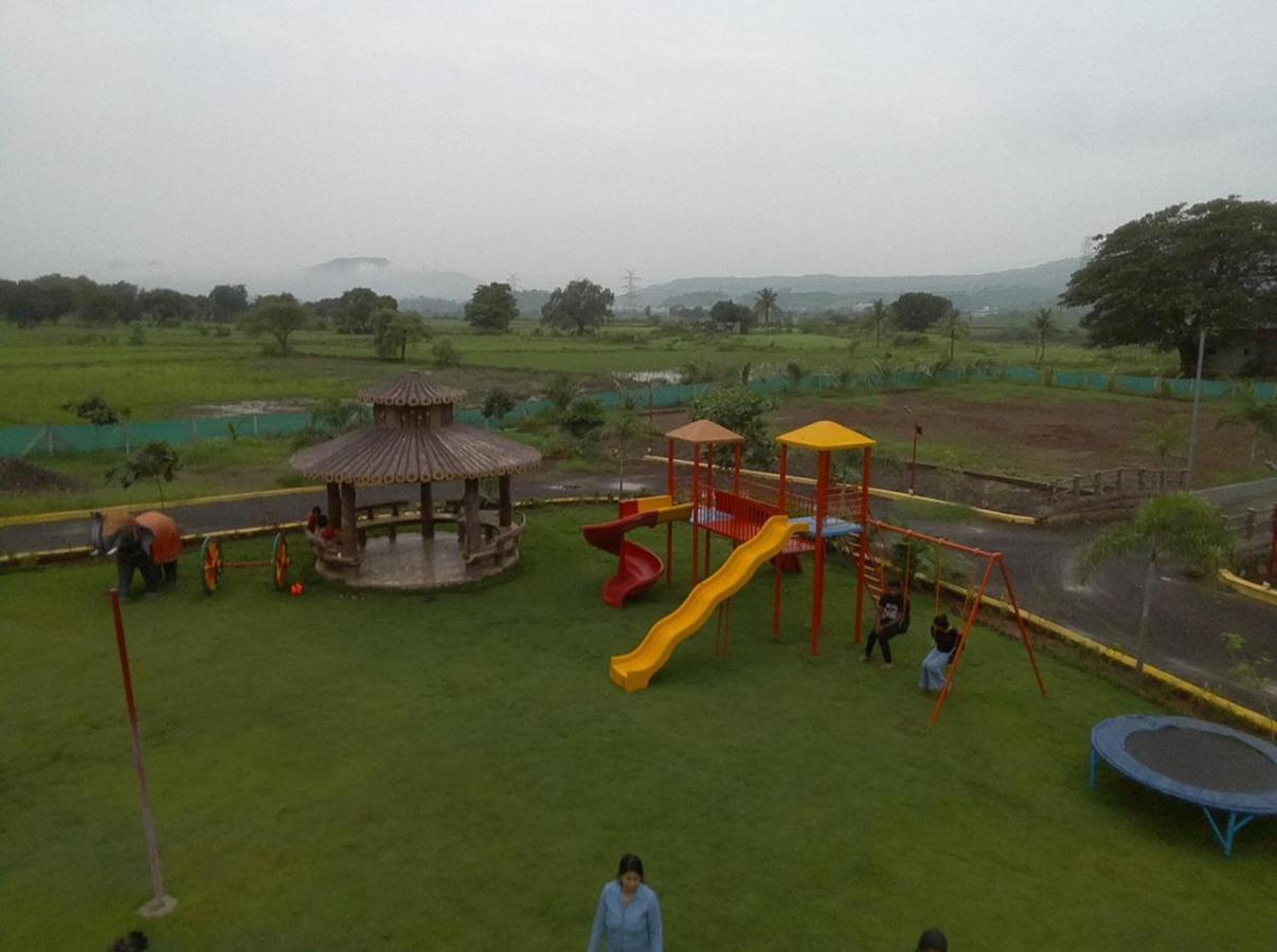 Vila Sundar Farm Karjat Exteriér fotografie